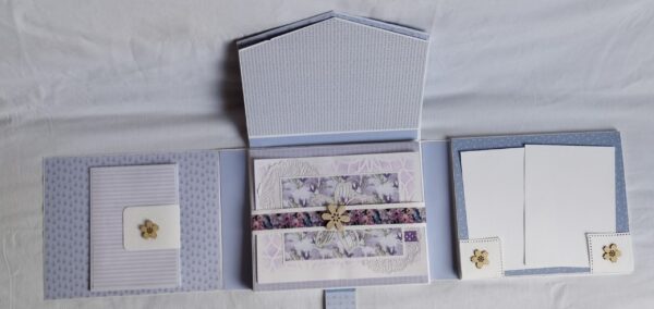 Cartable aux yeux bleus – Image 3