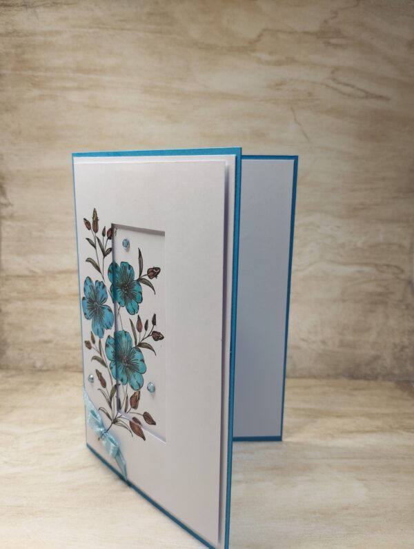Bouquet de fleurs bleues – Image 2