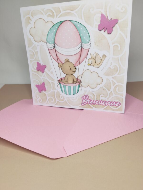 Petit ours en montgolfière rose – Image 3