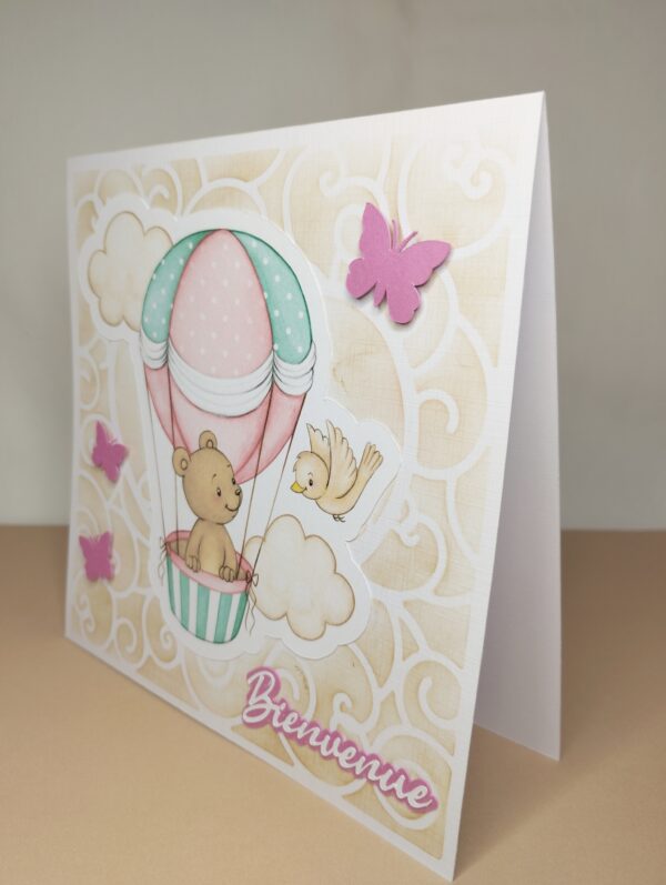 Petit ours en montgolfière rose – Image 2